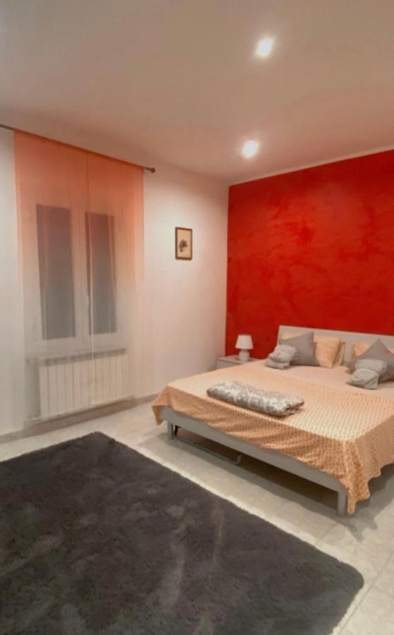 La Casa Del Giglio Hotell Albenga Exteriör bild