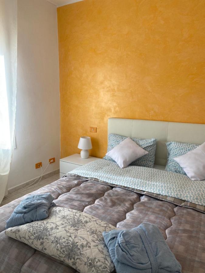 La Casa Del Giglio Hotell Albenga Exteriör bild