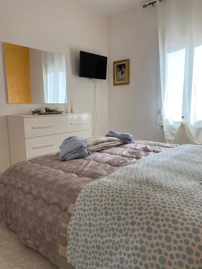 La Casa Del Giglio Hotell Albenga Exteriör bild
